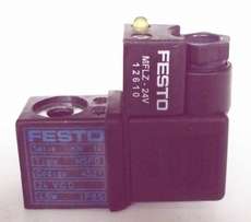 sucatas, v�lvulas, pneum�ticos, sobras industriais, contatores el�tricos reformados, bases e fus�veis, bombas hidr�ulicas, cilindros