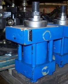 sucatas, v�lvulas, pneum�ticos, sobras industriais, contatores el�tricos reformados, bases e fus�veis, bombas hidr�ulicas, cilindros